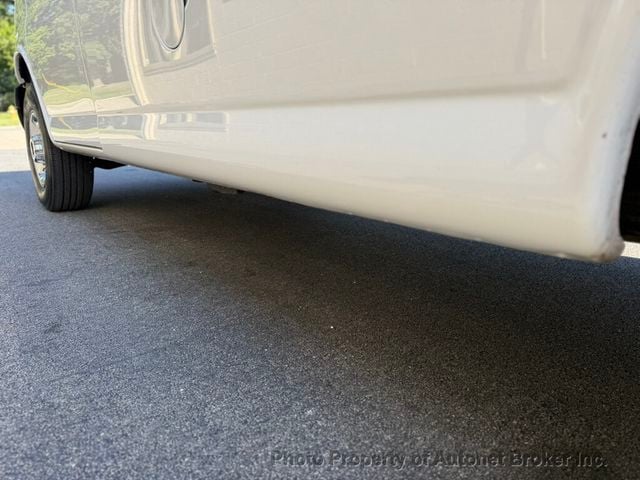 2022 Chevrolet Express Cargo Van RWD 3500 135" - 23074631 - 9