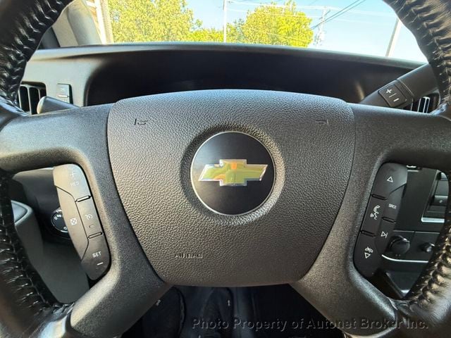 2022 Chevrolet Express Cargo Van RWD 3500 135" - 23074631 - 11