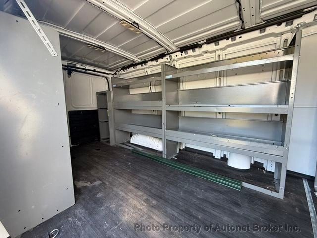 2022 Chevrolet Express Cargo Van RWD 3500 135" - 23074631 - 21