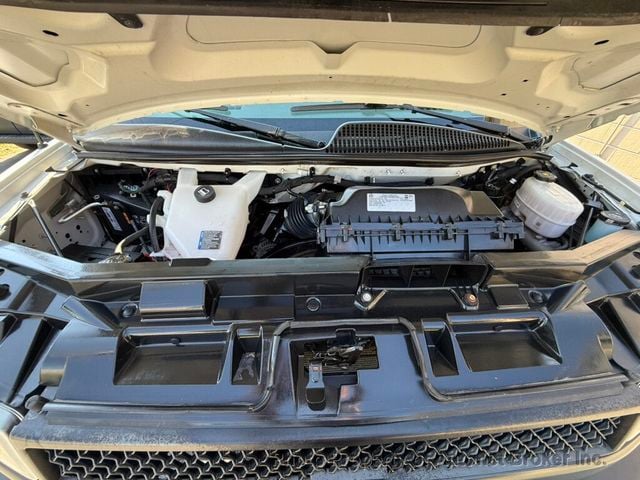 2022 Chevrolet Express Cargo Van RWD 3500 135" - 23074631 - 26