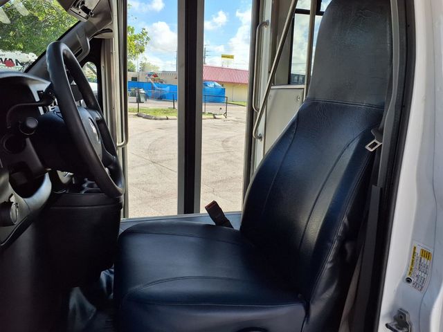 2022 Chevrolet Express Commercial Cutaway 4500 Van 159" - 23065127 - 22