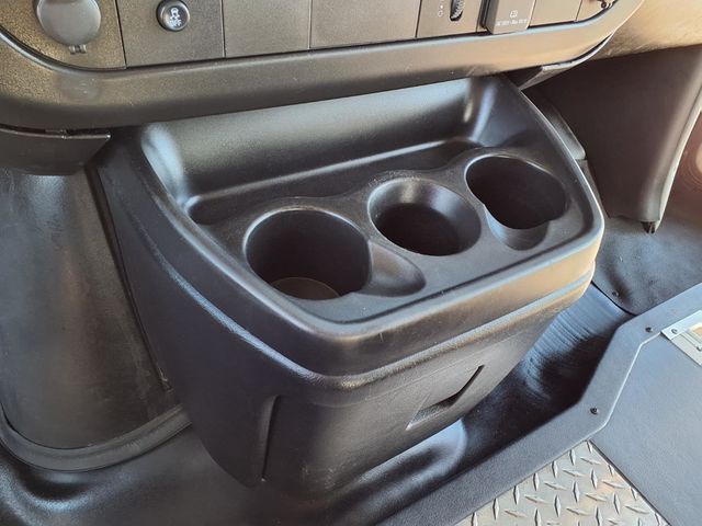 2022 Chevrolet Express Commercial Cutaway 4500 Van 159" - 23083058 - 25