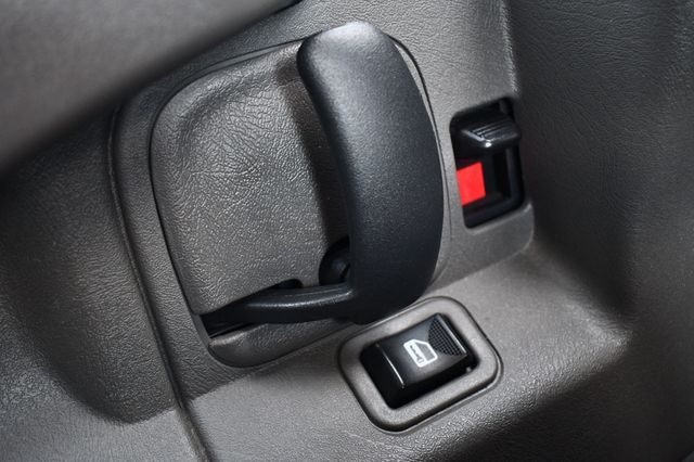 2022 Chevrolet Express Passenger RWD 3500 155" LS - 22778033 - 17