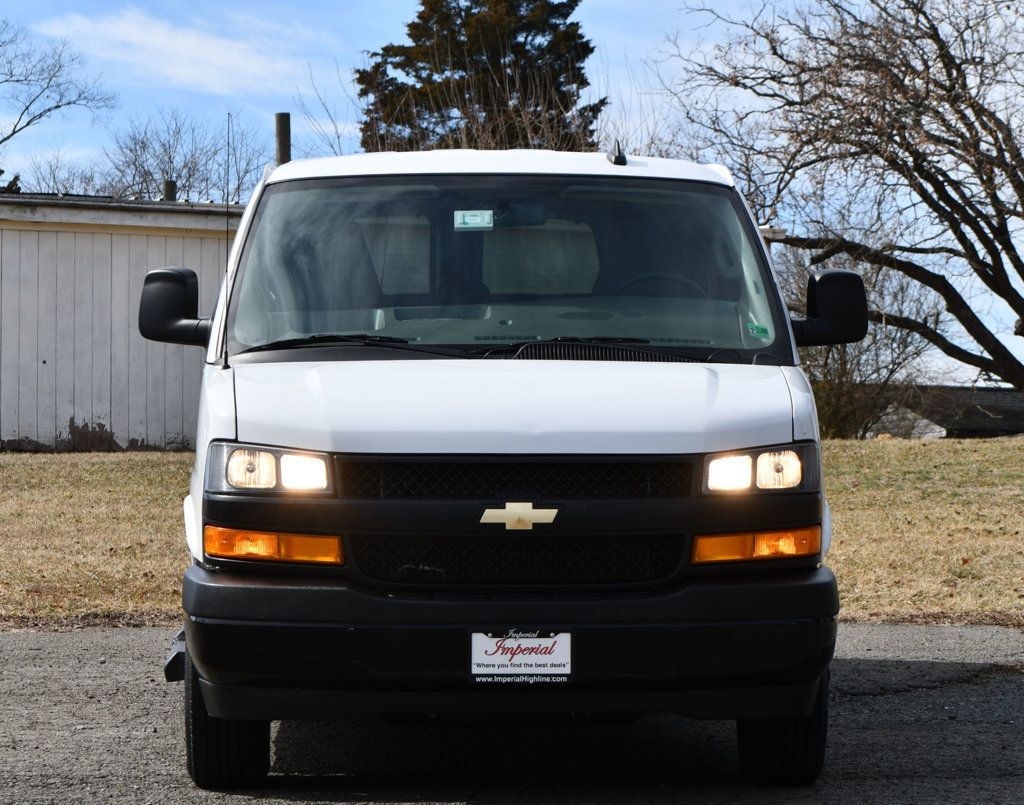 2022 Chevrolet Express Passenger LS photo 2