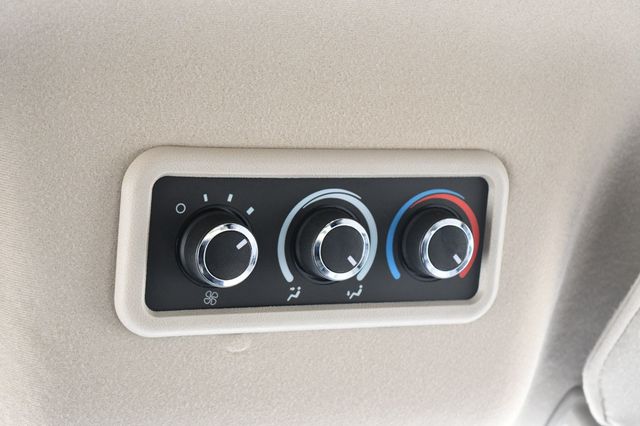 2022 Chevrolet Express Passenger RWD 3500 155" LS - 22778033 - 42