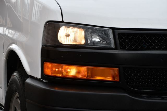 2022 Chevrolet Express Passenger RWD 3500 155" LS - 22803494 - 13