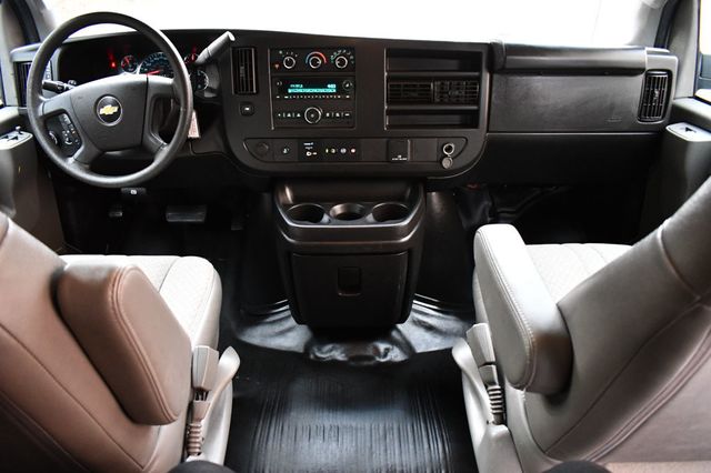 2022 Chevrolet Express Passenger RWD 3500 155" LS - 22803494 - 22