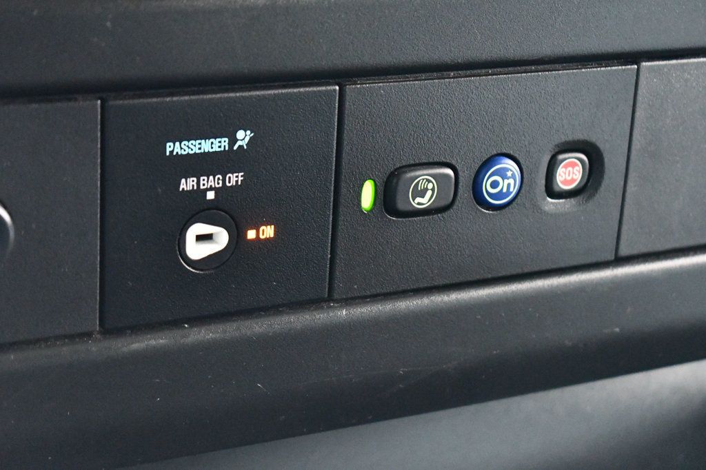 2022 Chevrolet Express Passenger 3500 LS Van photo 32