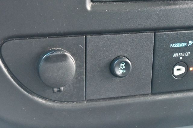 2022 Chevrolet Express Passenger RWD 3500 155" LS - 22803494 - 34