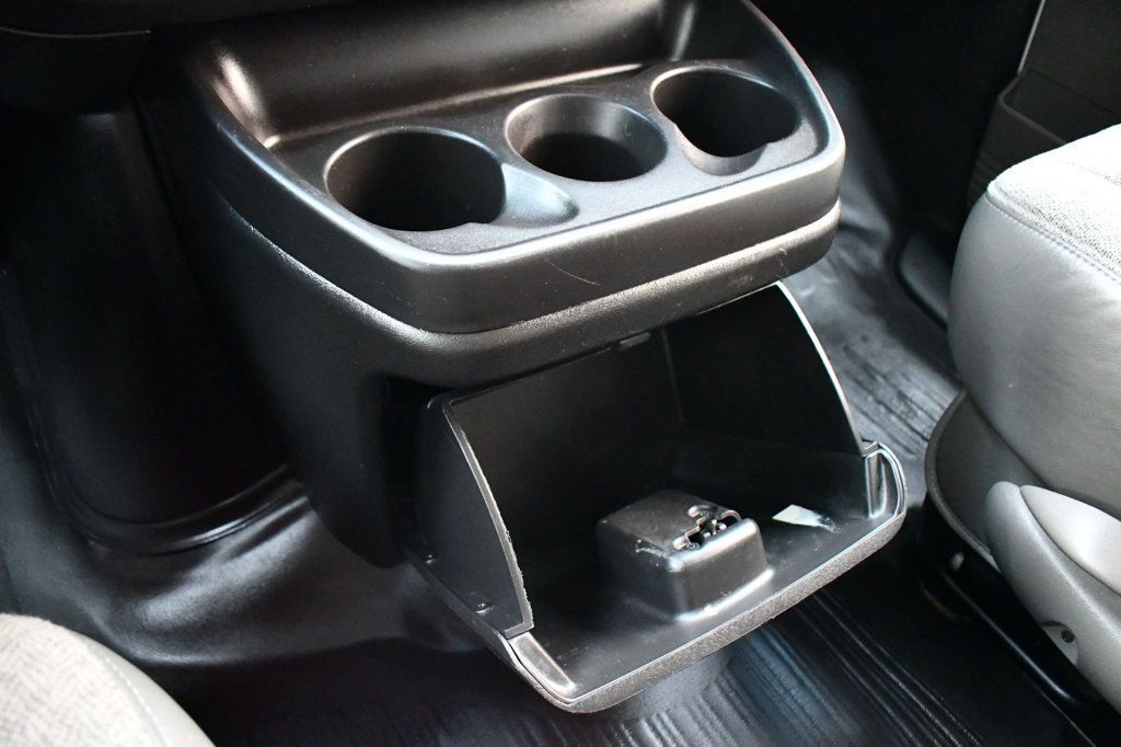 2022 Chevrolet Express Passenger 3500 LS Van photo 34
