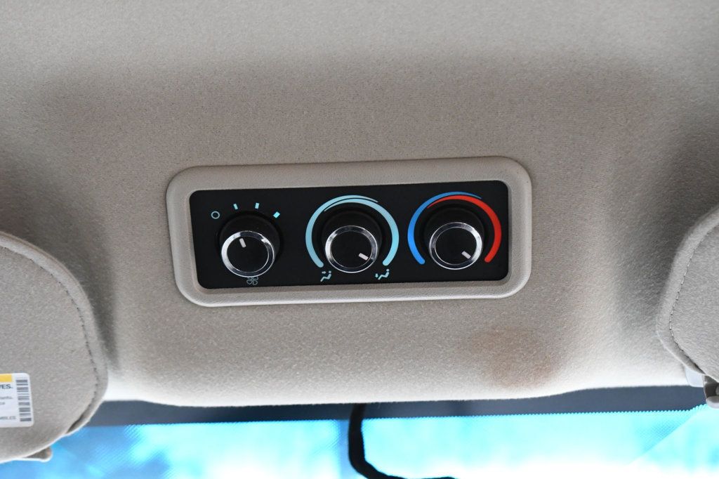 2022 Chevrolet Express Passenger 3500 LS Van photo 46