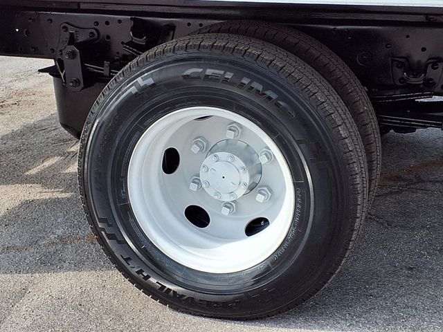2022 Chevrolet LCF 3500 16' Box Truck w/Ramp - 23044148 - 33