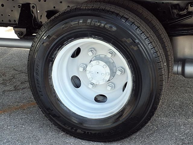 2022 Chevrolet LCF 3500 16' Box Truck w/Ramp - 23044148 - 36