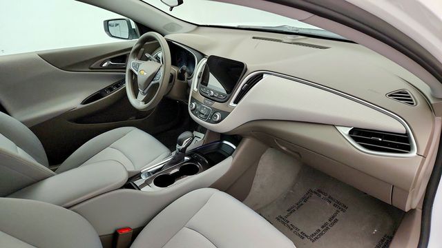 2022 Chevrolet Malibu 4dr Sedan LS w/ Driver Confidence Pkg & Pwr Seat - 23083971 - 23