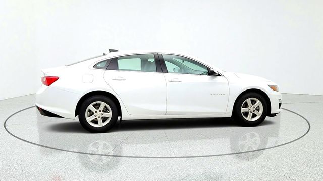 2022 Chevrolet Malibu 4dr Sedan LS w/ Driver Confidence Pkg & Pwr Seat - 23083971 - 3