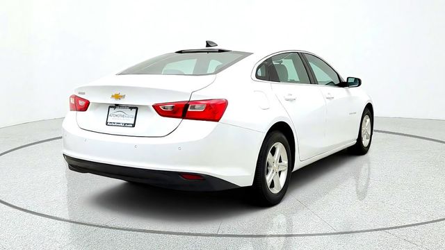 2022 Chevrolet Malibu 4dr Sedan LS w/ Driver Confidence Pkg & Pwr Seat - 23083971 - 4