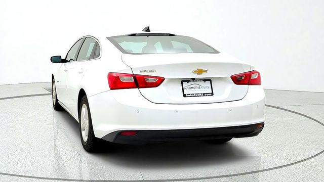 2022 Chevrolet Malibu 4dr Sedan LS w/ Driver Confidence Pkg & Pwr Seat - 23083971 - 5