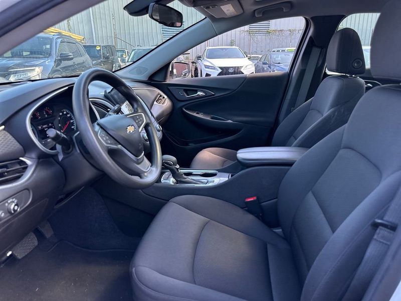 2022 Chevrolet Malibu 4dr Sedan LT - 22936709 - 12