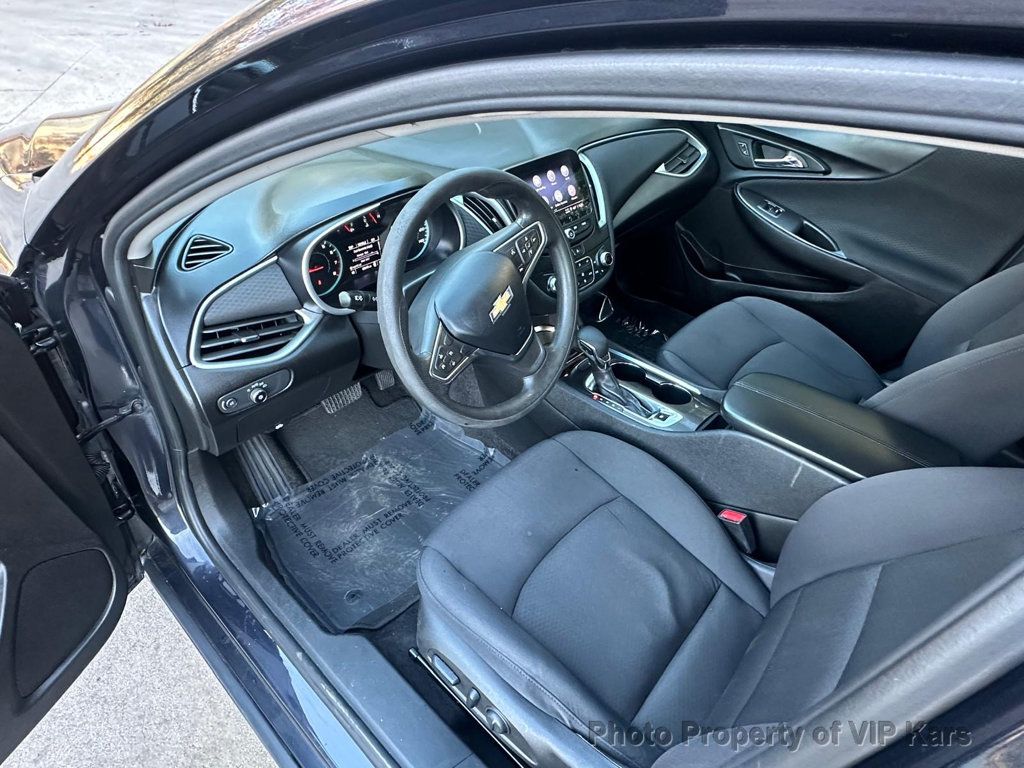 2022 Chevrolet Malibu 4dr Sedan LT - 22952762 - 9