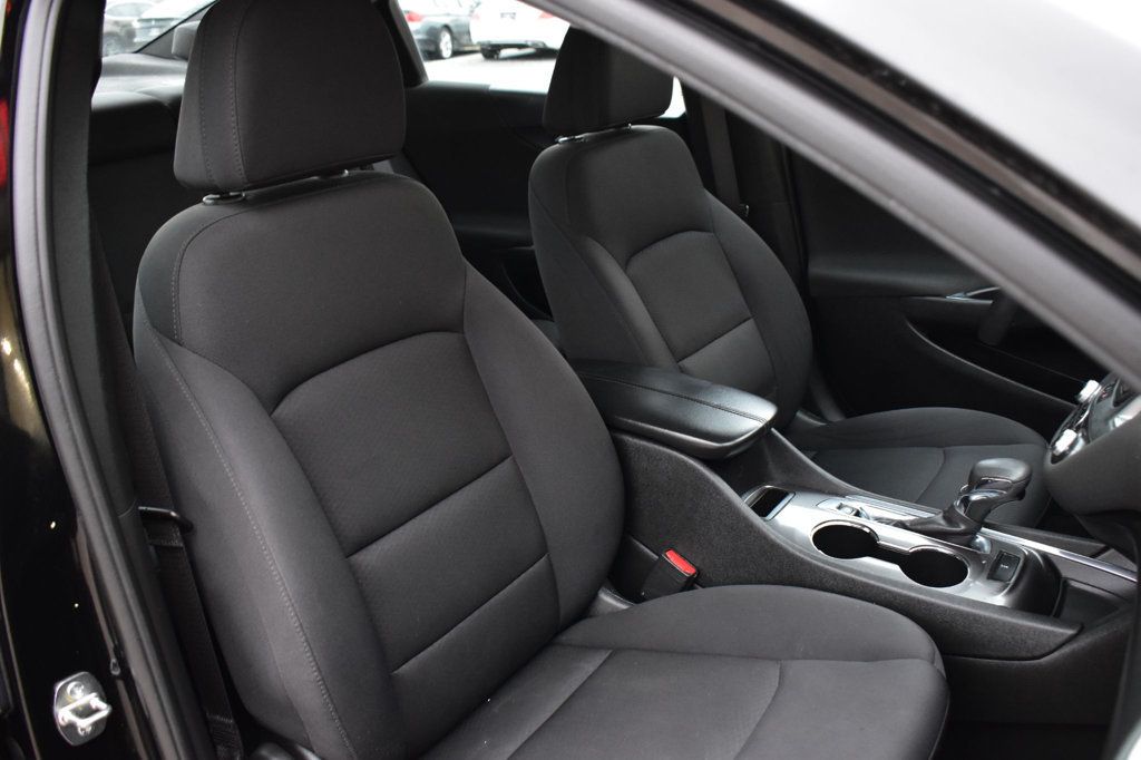 2022 Chevrolet Malibu 4dr Sedan LT - 22956731 - 17