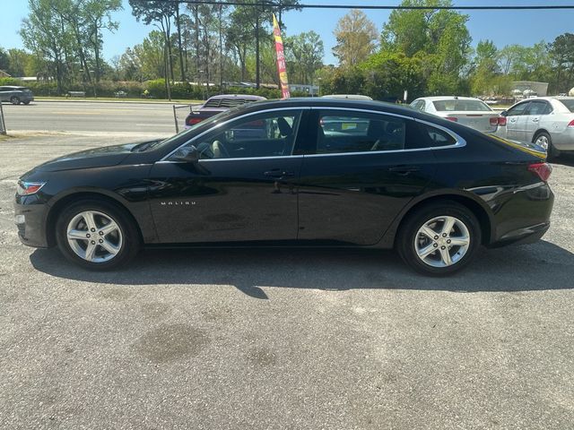 2022 Chevrolet Malibu 4dr Sedan LT - 23002541 - 1