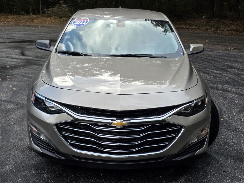 2022 Chevrolet Malibu 1LT photo 2