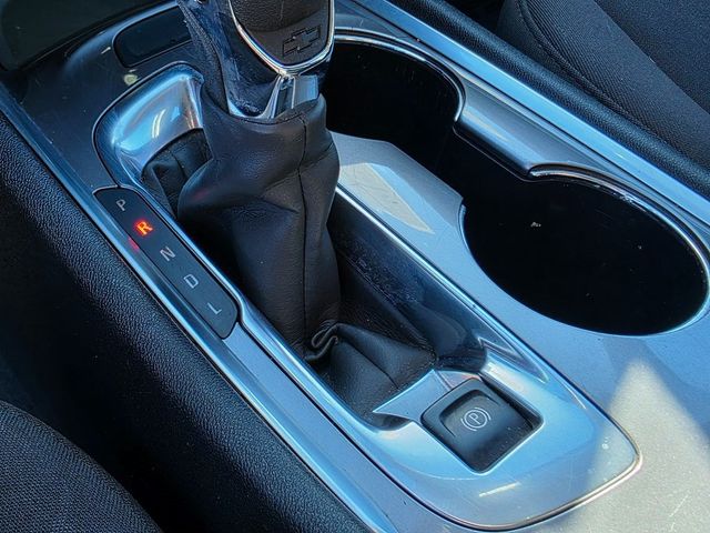 2022 Chevrolet Malibu 4dr Sedan LT - 22950676 - 25