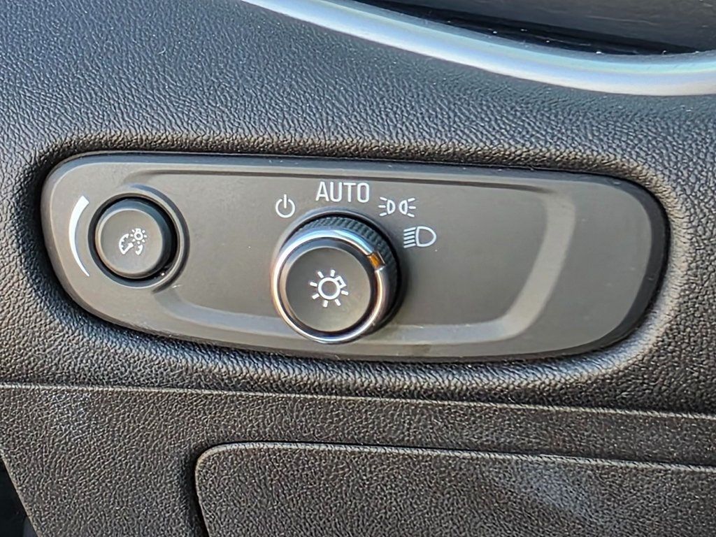 2022 Chevrolet Malibu 4dr Sedan LT - 22950676 - 32