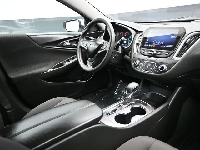 2022 Chevrolet Malibu 4dr Sedan LT - 23035403 - 12