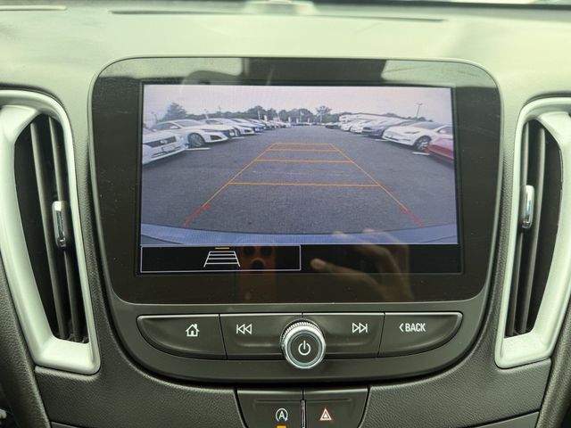 2022 Chevrolet Malibu 4dr Sedan LT w/ Leather Pkg, Driver Confidence Pkg - 23059184 - 22