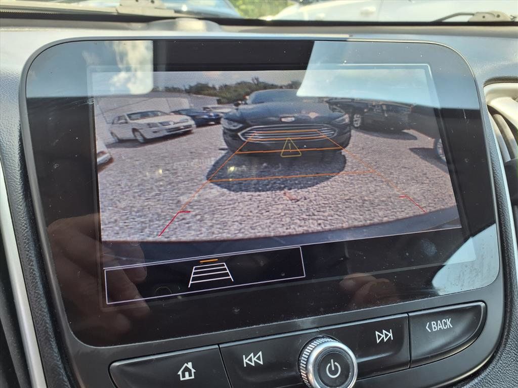 2022 Chevrolet Malibu LS - 22913829 - 10