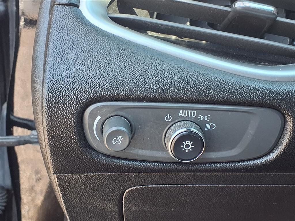 2022 Chevrolet Malibu LS - 22913829 - 14