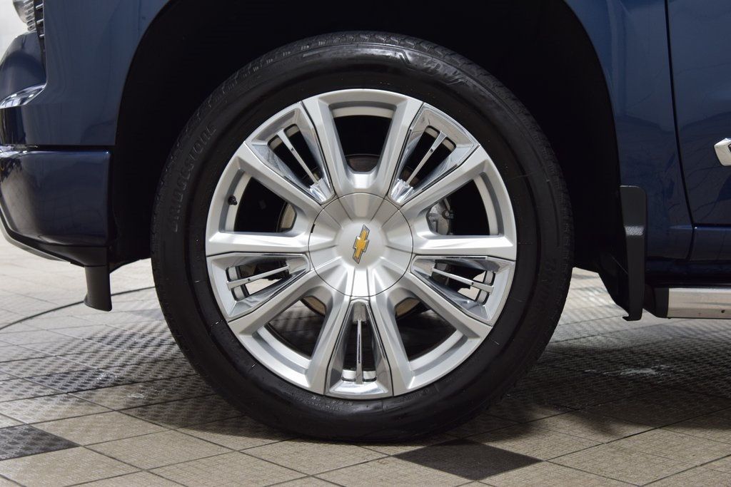 2022 Chevrolet Silverado 1500 1500 CREW HIGH COUNTRY 4X4 * 6.2 V8 * LOADED * LOW MILES - 22915112 - 23