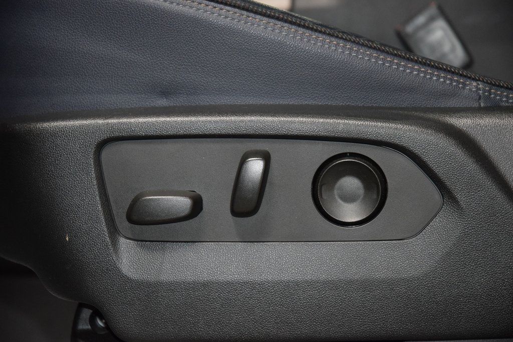 2022 Chevrolet Silverado 1500 1500 CREW HIGH COUNTRY 4X4 * 6.2 V8 * LOADED * LOW MILES - 22915112 - 37