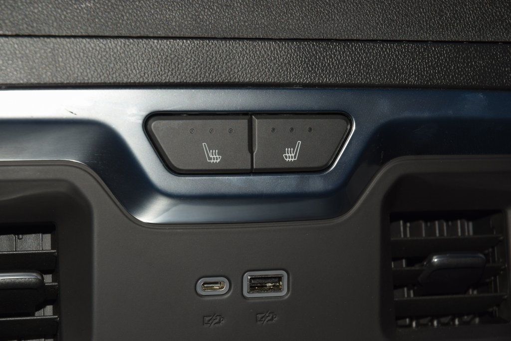 2022 Chevrolet Silverado 1500 1500 CREW HIGH COUNTRY 4X4 * 6.2 V8 * LOADED * LOW MILES - 22915112 - 40