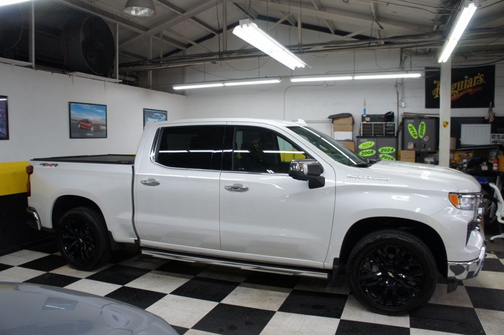 2022 Chevrolet Silverado 1500 1-Owner, LTZ Plus, 4x4, only 4k miles - 22873558 - 14