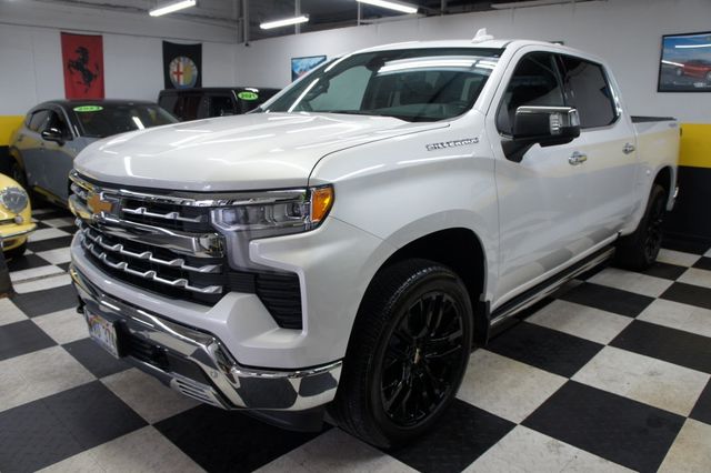 2022 Chevrolet Silverado 1500 1-Owner, LTZ Plus, 4x4, only 4k miles - 22873558 - 19