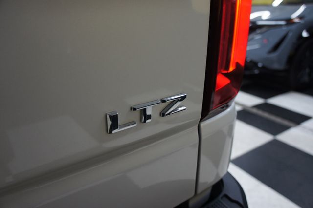 2022 Chevrolet Silverado 1500 1-Owner, LTZ Plus, 4x4, only 4k miles - 22873558 - 46