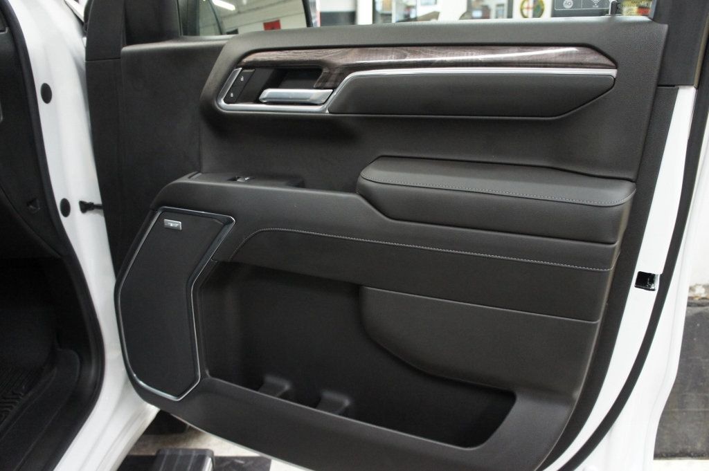 2022 Chevrolet Silverado 1500 1-Owner, LTZ Plus, 4x4, only 4k miles - 22873558 - 54