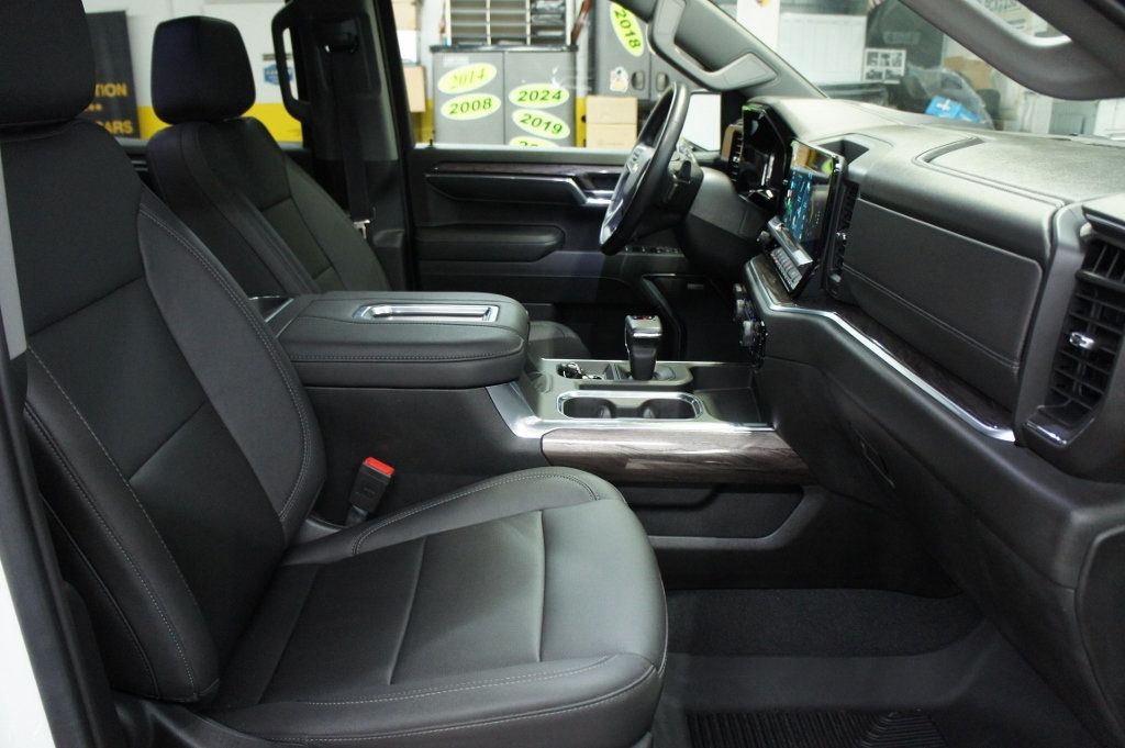 2022 Chevrolet Silverado 1500 1-Owner, LTZ Plus, 4x4, only 4k miles - 22873558 - 57