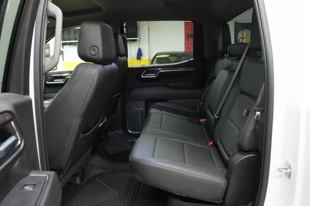 2022 Chevrolet Silverado 1500 1-Owner, LTZ Plus, 4x4, only 4k miles - 22873558 - 58