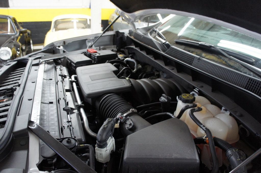 2022 Chevrolet Silverado 1500 1-Owner, LTZ Plus, 4x4, only 4k miles - 22873558 - 62