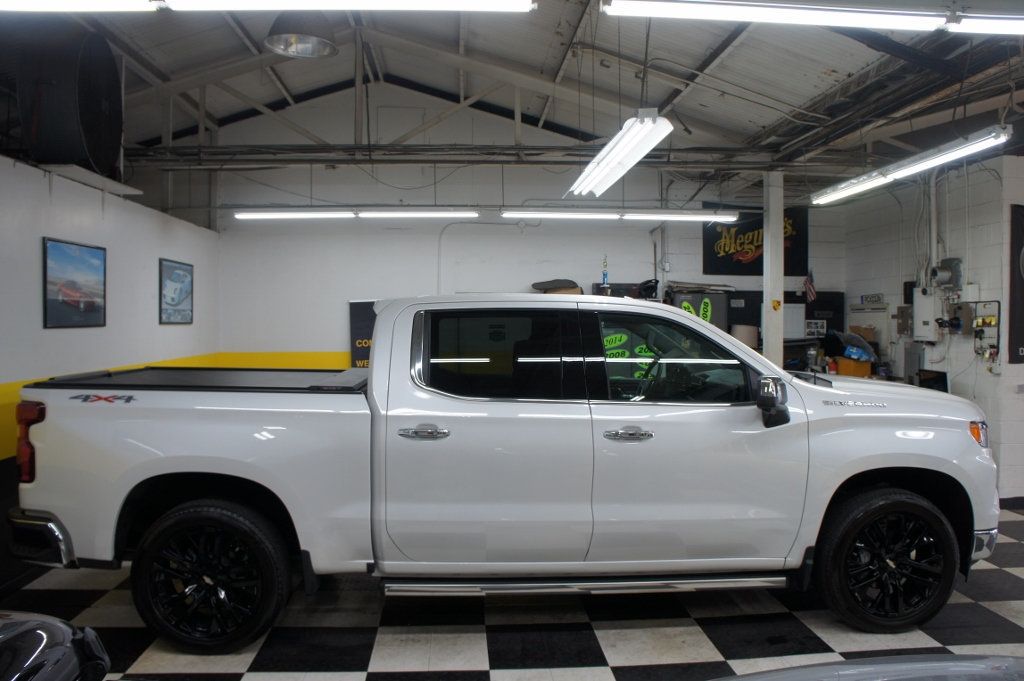 2022 Chevrolet Silverado 1500 1-Owner, LTZ Plus, 4x4, only 4k miles - 22873558 - 8