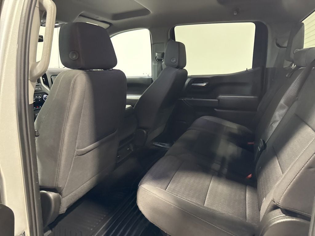 2022 Chevrolet Silverado 1500 4WD Crew Cab 147" Custom - 23026097 - 27