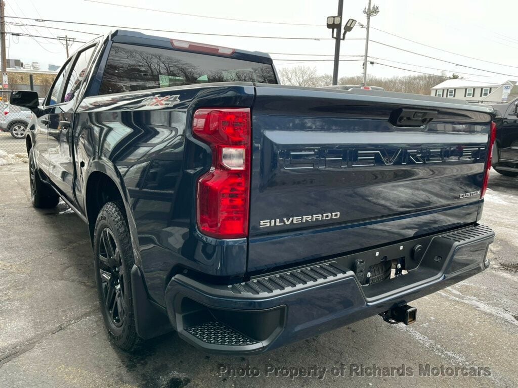 2022 Chevrolet Silverado 1500 4WD Crew Cab 147" Custom - 22778811 - 7