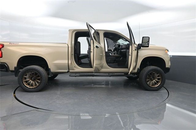 2022 Chevrolet Silverado 1500 4WD Crew Cab 147" LT Trail Boss - 22910916 - 37