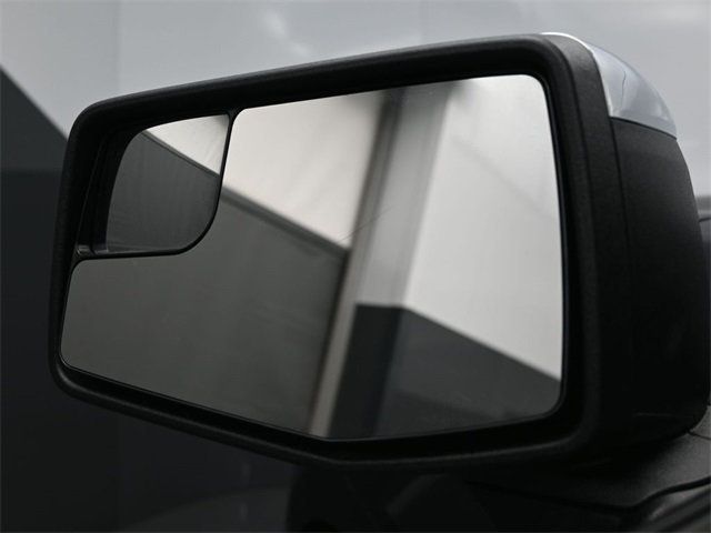 2022 Chevrolet Silverado 1500 4WD Crew Cab 147" LT w/1LT - 22961736 - 7