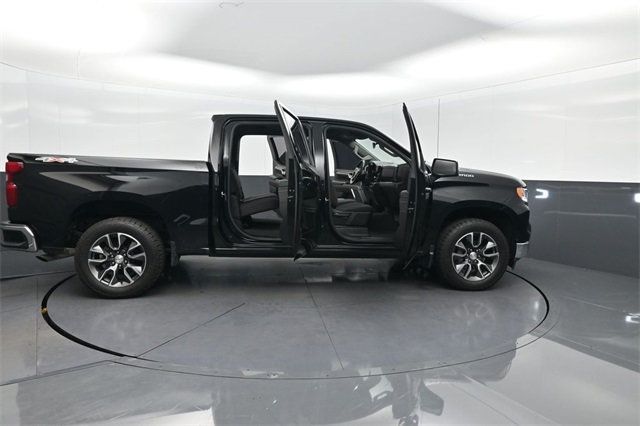 2022 Chevrolet Silverado 1500 4WD Crew Cab 147" LT w/2FL - 22920982 - 36