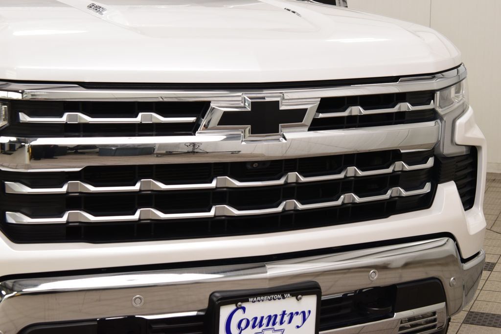 2022 Chevrolet Silverado 1500 4WD Crew Cab 147" LTZ - 23065010 - 10