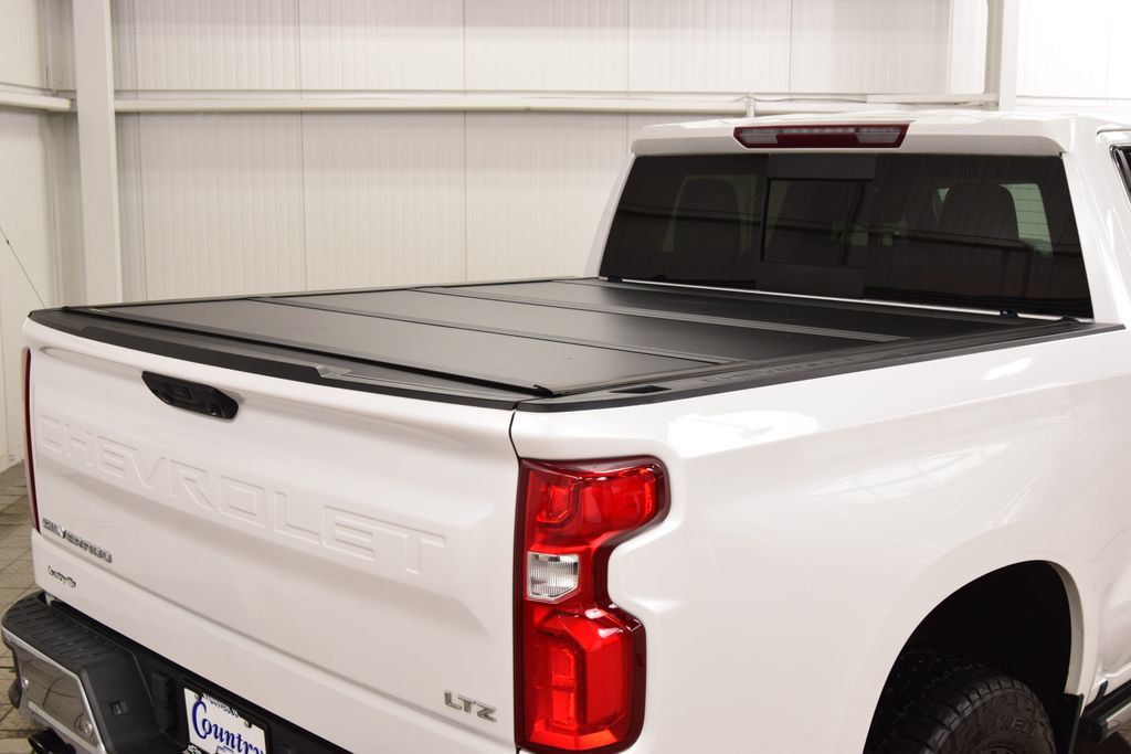 2022 Chevrolet Silverado 1500 4WD Crew Cab 147" LTZ - 23065010 - 27